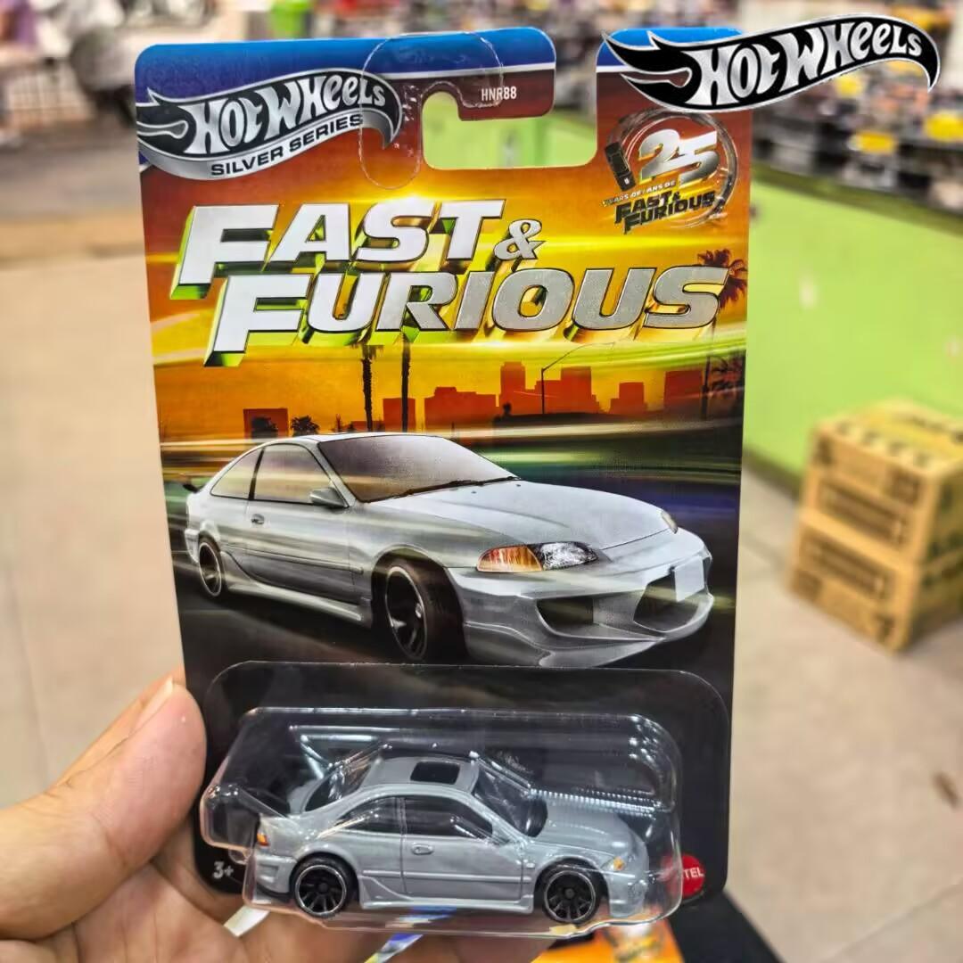 Hot Wheels Silver Series HNR88 - Model Kit Dodge Charger review and price